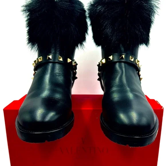 VALENTINO ROCKSTUD Winter Ankle Boots WOMENS SZ 8.5 - Picture 16 of 16